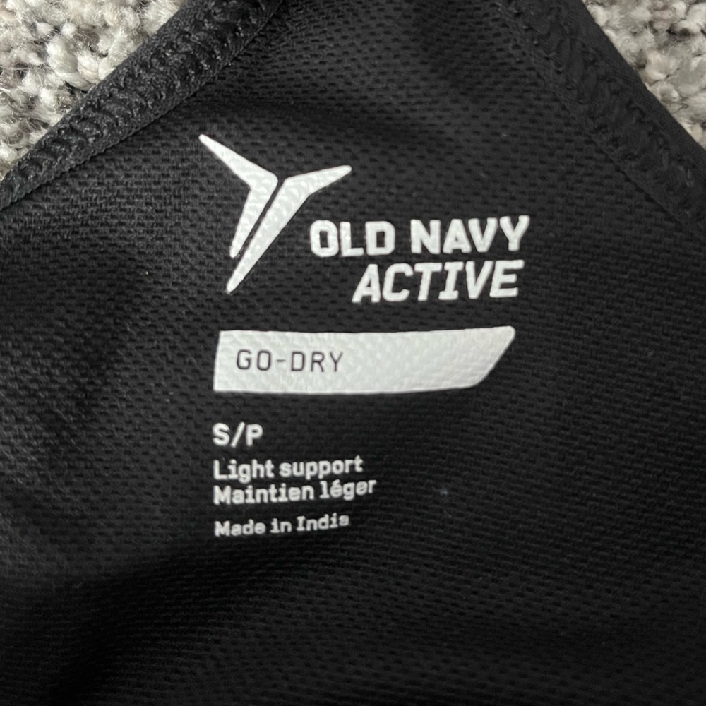 Old Navy Active Light Support Sports Bra BRAND NEW - Picture 3 of 3